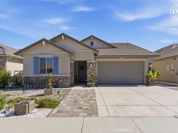 1437 Sunridge Ct, Hollister, CA 95023