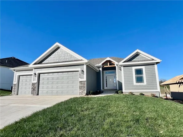 11828 N Lane Ave, Kansas City, MO 64157