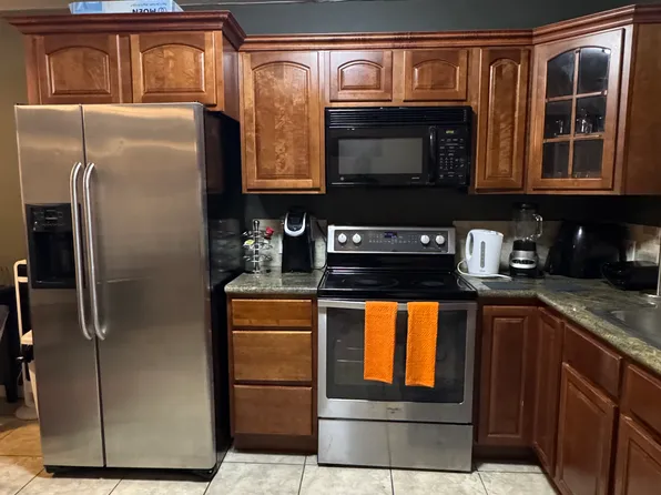 (undisclosed Address), Hollywood, FL 33020