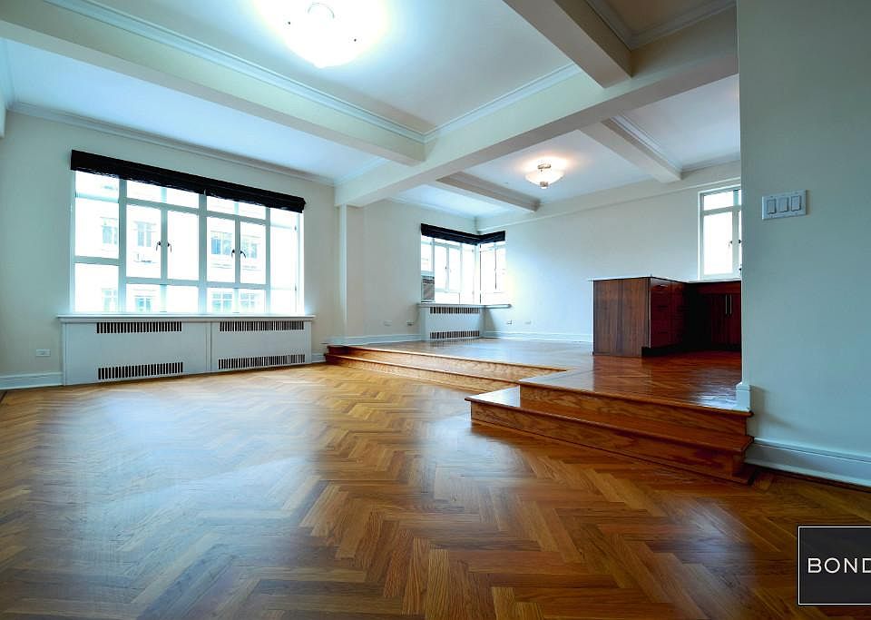1st image of 10 W 74th St APT 10E
