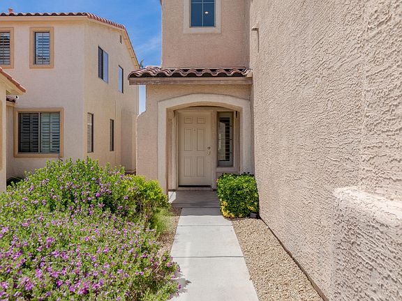 4th image of 5551 Crescent Valley St