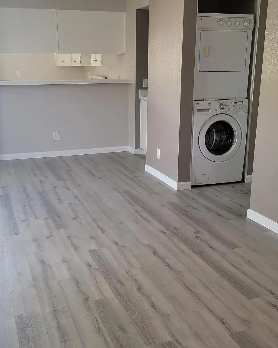 3 bed, 1200 sqft, $1,195 — Photo 2