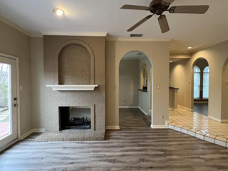 19215 Tanoan — Photo 9