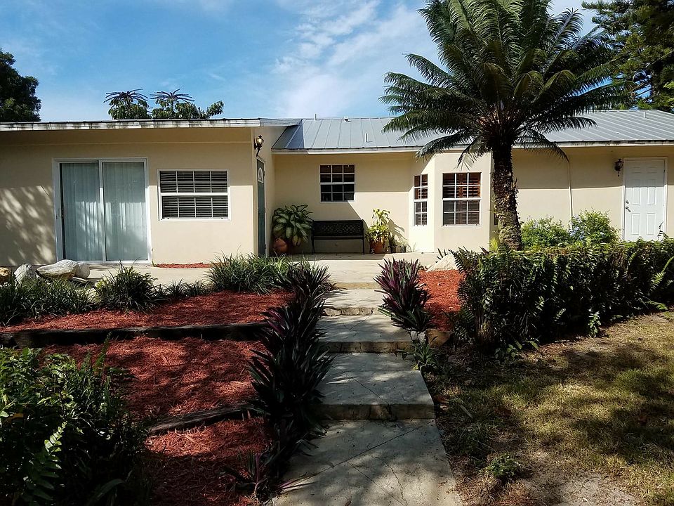 Front House View