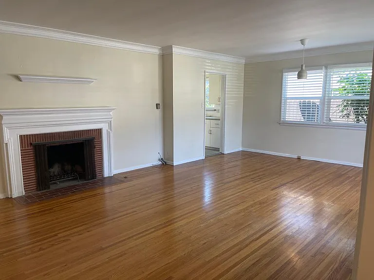 Living room / Dining room