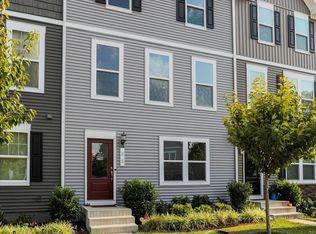 66 National St, Ranson, WV 25438