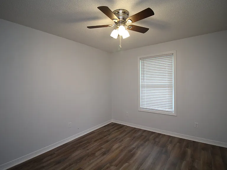 7679 Old Hickory Dr — Photo 16
