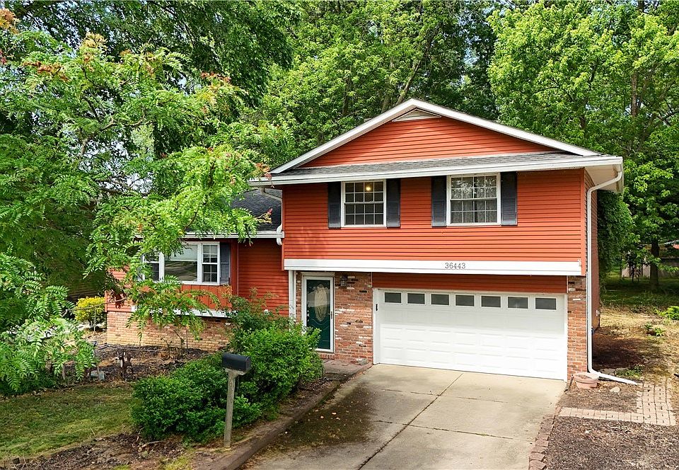 1st image of 36443 Sunset Dr