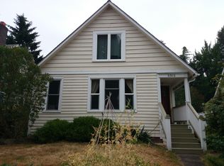 5512 Canfield Pl N, Seattle, WA 98103