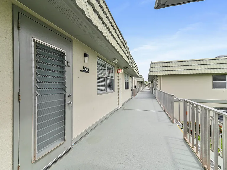 520 Monaco Park #K — Photo 24