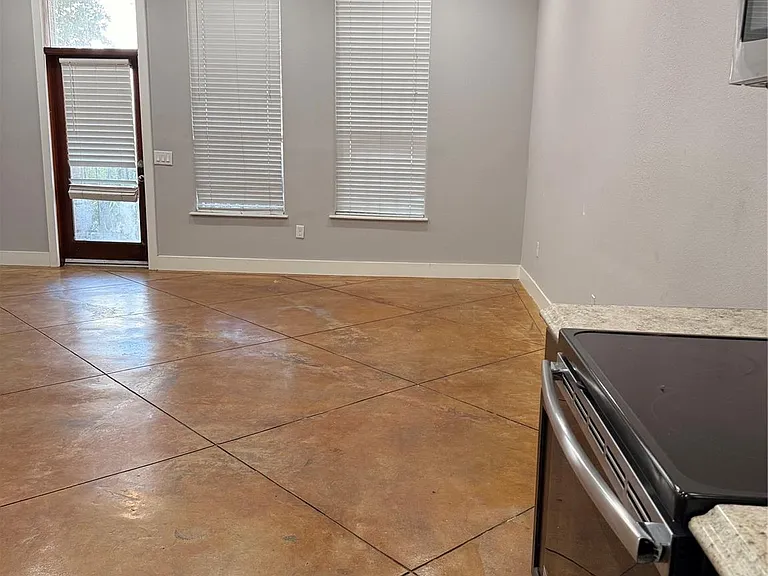 3208 Jackson St #1 — Photo 8