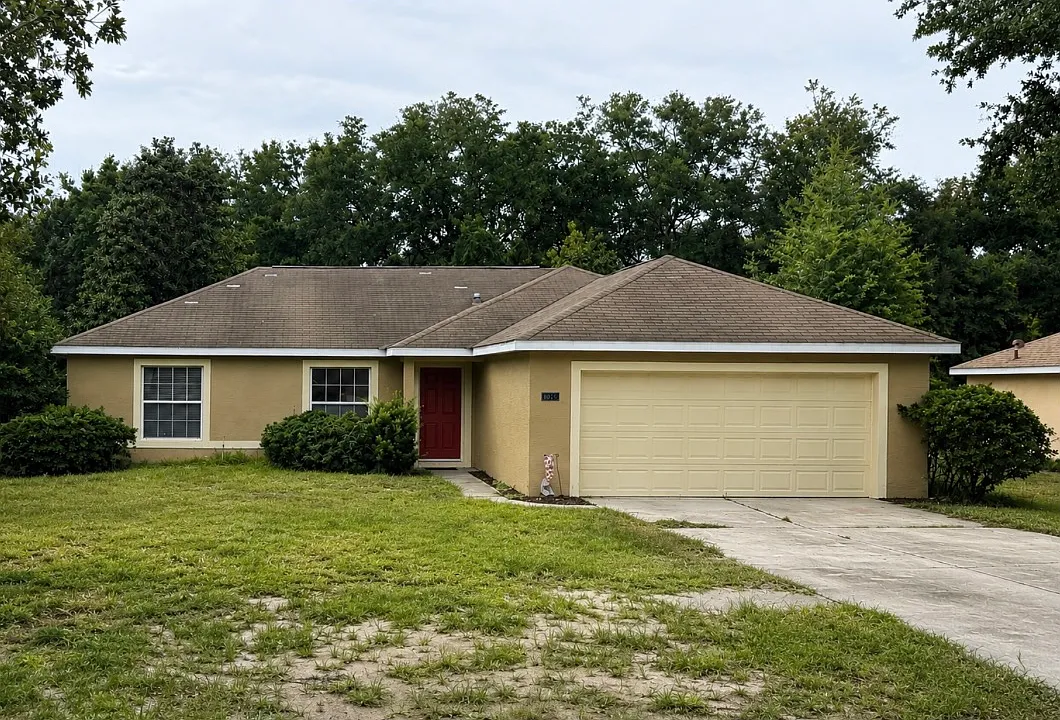3 bed, 1300 sqft, $1,900 — Photo 2