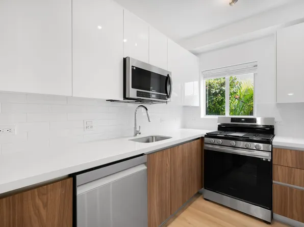 1035 9th St APT 20, Miami Beach, FL 33139
