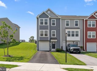 92 Ayrshire Dr, Hanover, PA 17331