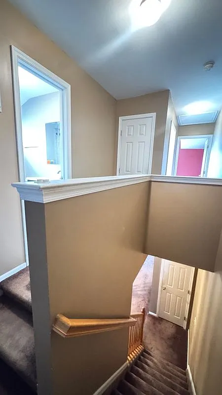 3 bed, 2.5 bath, 1622 sqft, $3,600 — Photo 3