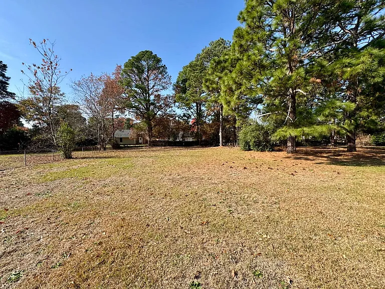 1222 Kienast Dr — Photo 18