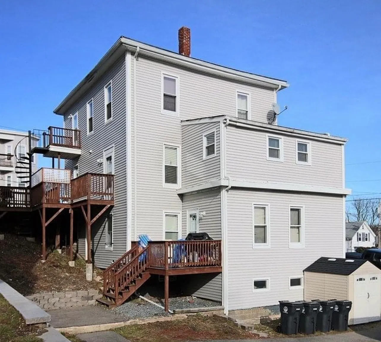 2 bed, $2,400 — Photo 2