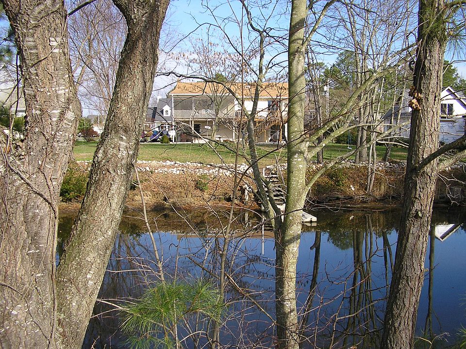 1st image of Dixie Dr
