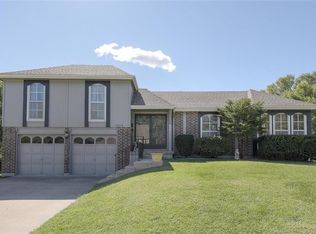 12115 W 55th Ter, Shawnee, KS 66216