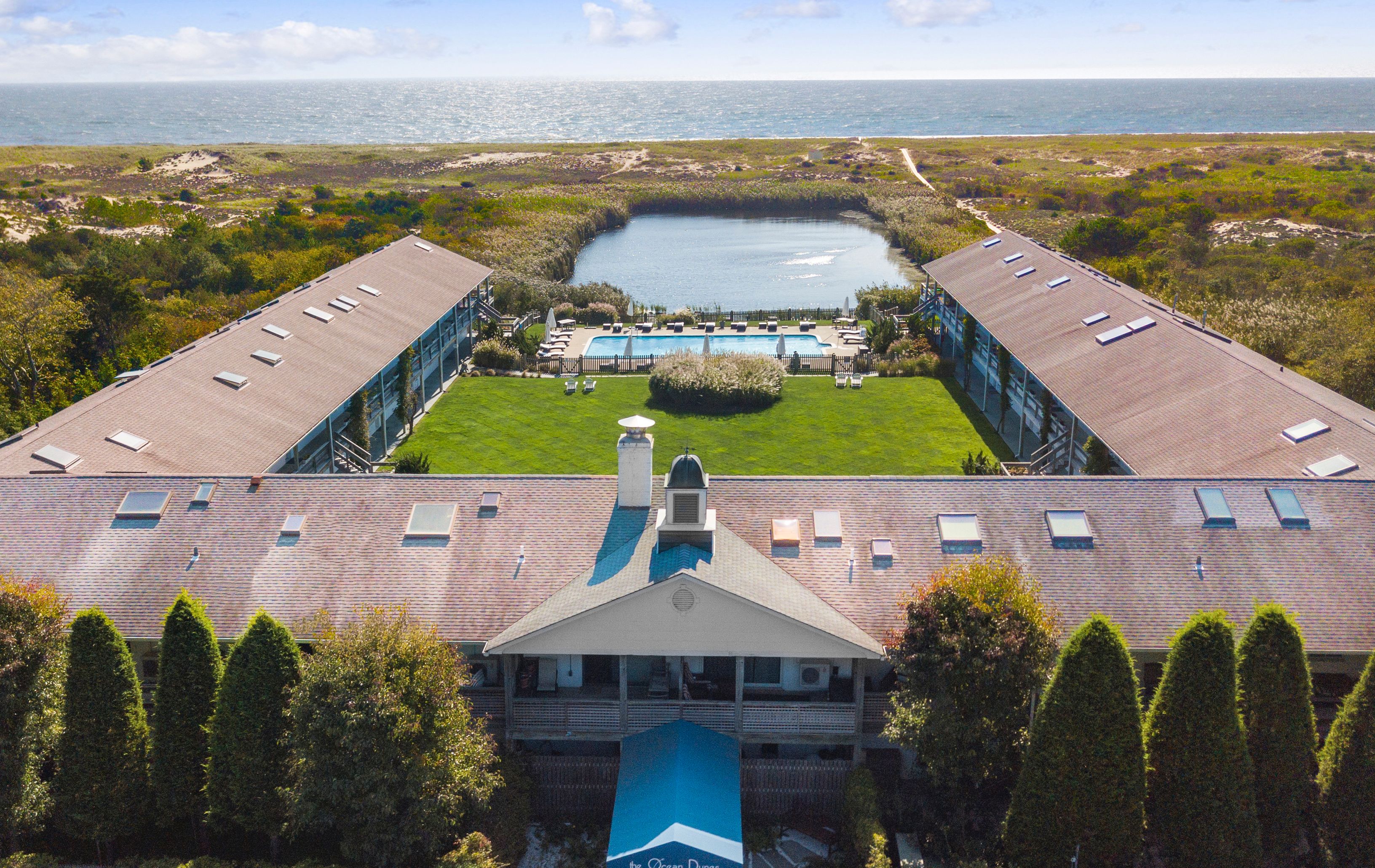 379 Bluff Rd Ocean Dunes, Amagansett, NY 11930 Out East