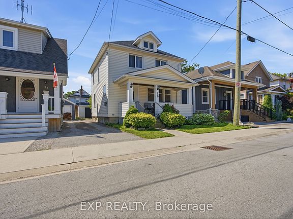 3rd image of 26 Lowell Ave