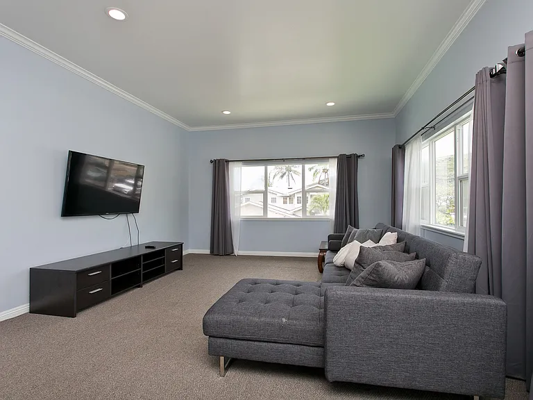 6153 Kalanianaole Hwy #2 — Photo 3