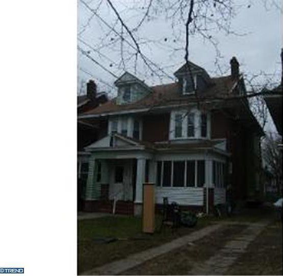 2nd image of 1457 W State St