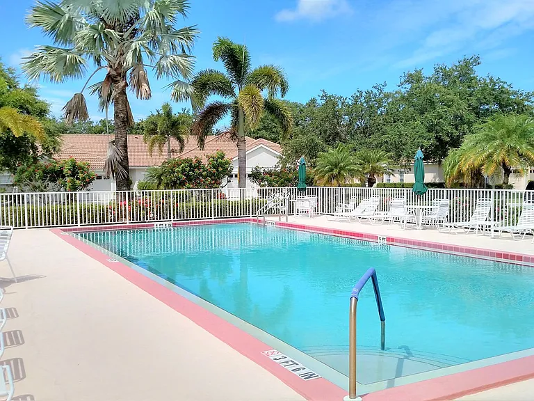 629 Back 9 Dr — Photo 36