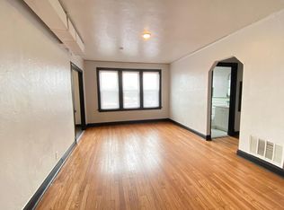 4555 Gravois Ave #302, Saint Louis, MO 63116