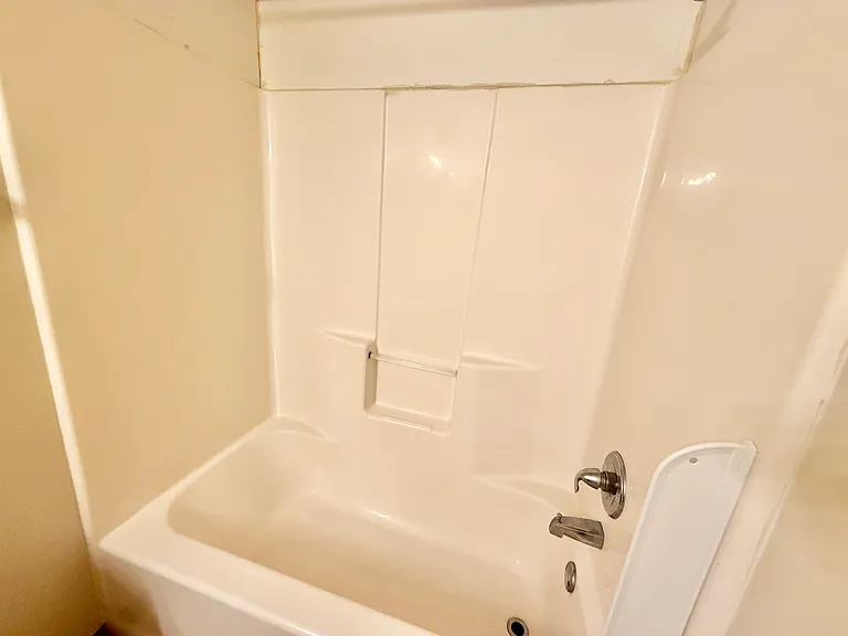 385 S Teehee Dr #8 — Photo 6