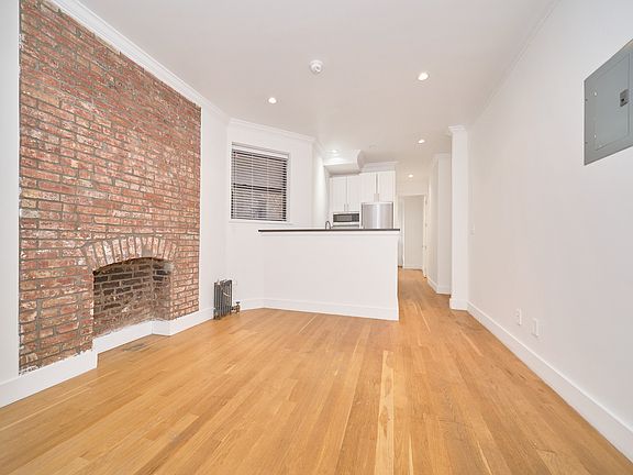 2nd image of 325 E 83rd St APT 2C