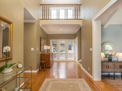 25 Brooke Ct, Hillsborough, CA, 94010
