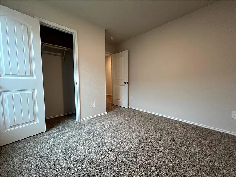 305 Wirecrested Dr — Photo 21