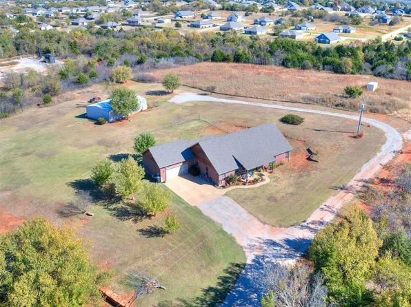 13310 S Pennsylvania Ave, Edmond, OK 73025