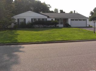 12 Ridge Rd, Coram, NY 11727