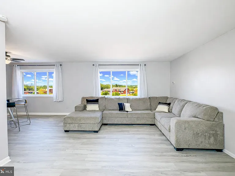 614 Sligo Ave #405 — Photo 13