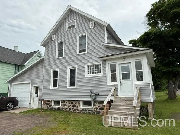 25243 W Cone St, Calumet, MI 49913