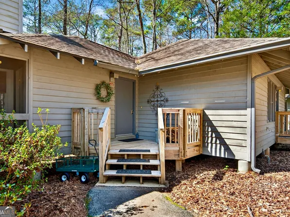 2243 Maple Ln, Pine Mountain, GA 31822