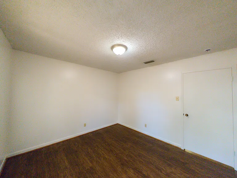 403 W Heritage Dr — Photo 12