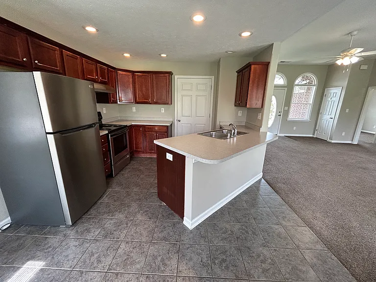 200 Weil Ln #2 — Photo 5