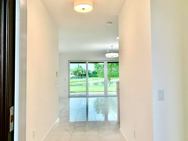 9754 Celtic Sea Ln — Photo 7
