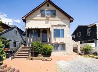 1036 California Pl N, Island Park, NY 11558