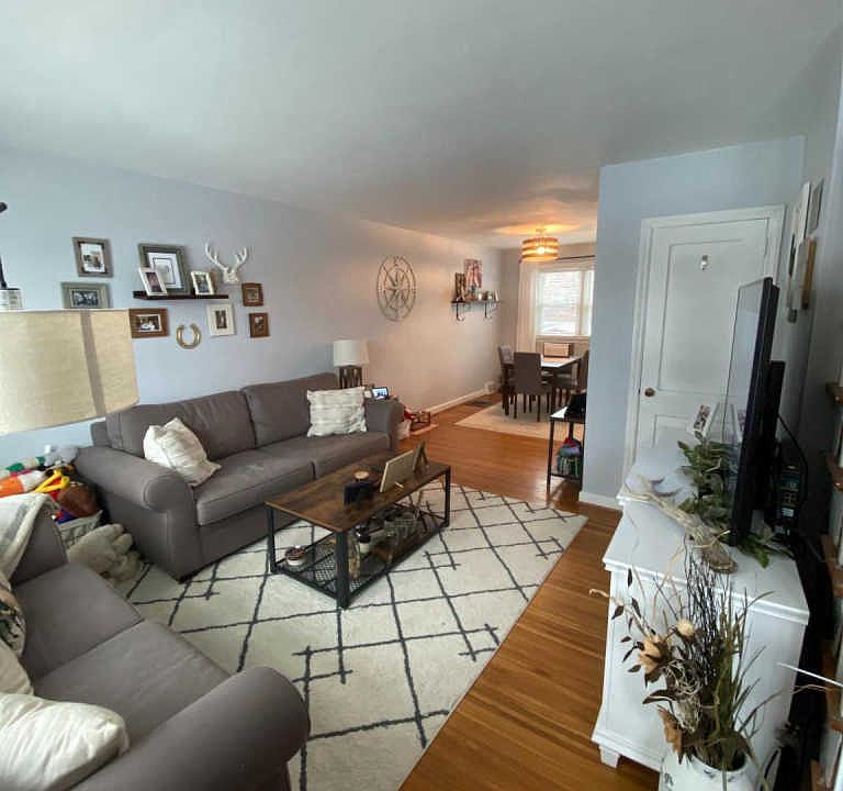 2nd image of 3426 Valley Green Dr