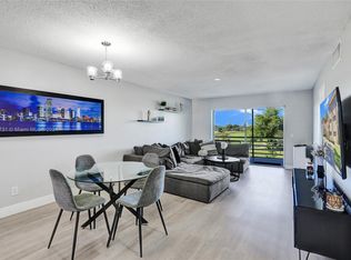 2431 SW 82nd Ave APT 302, Davie, FL 33324