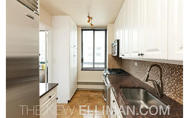 Sold by Douglas Elliman | media 19