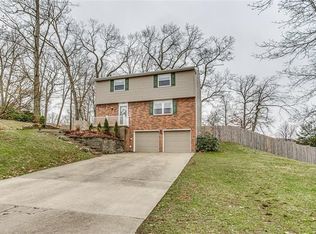 104 Beechwood Cir, Cranberry Township, PA 16066
