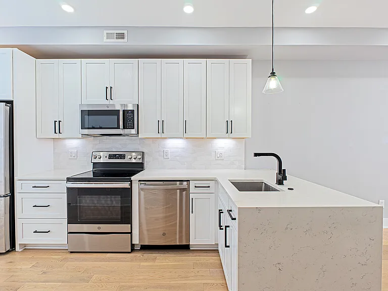 1219 Wylie St NE #2 — Photo 12