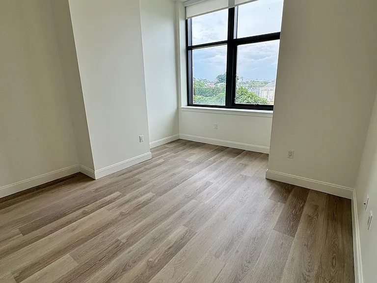 1077 Commonwealth Ave #209J — Photo 6