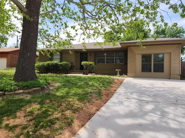 102 King Ave, Howe, TX 75459