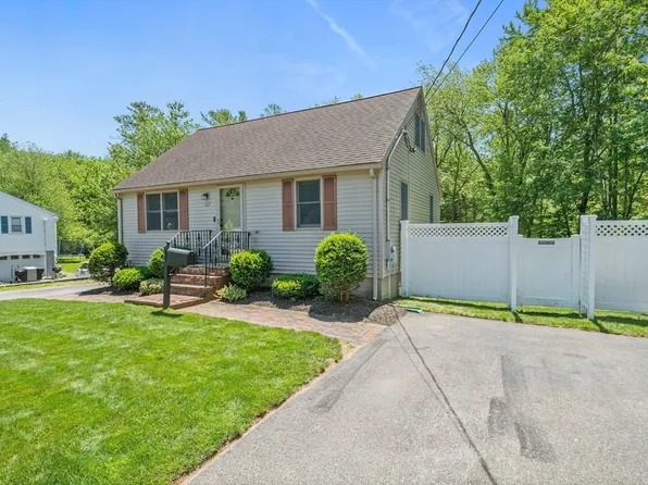 167 Green St, Abington, MA 02351